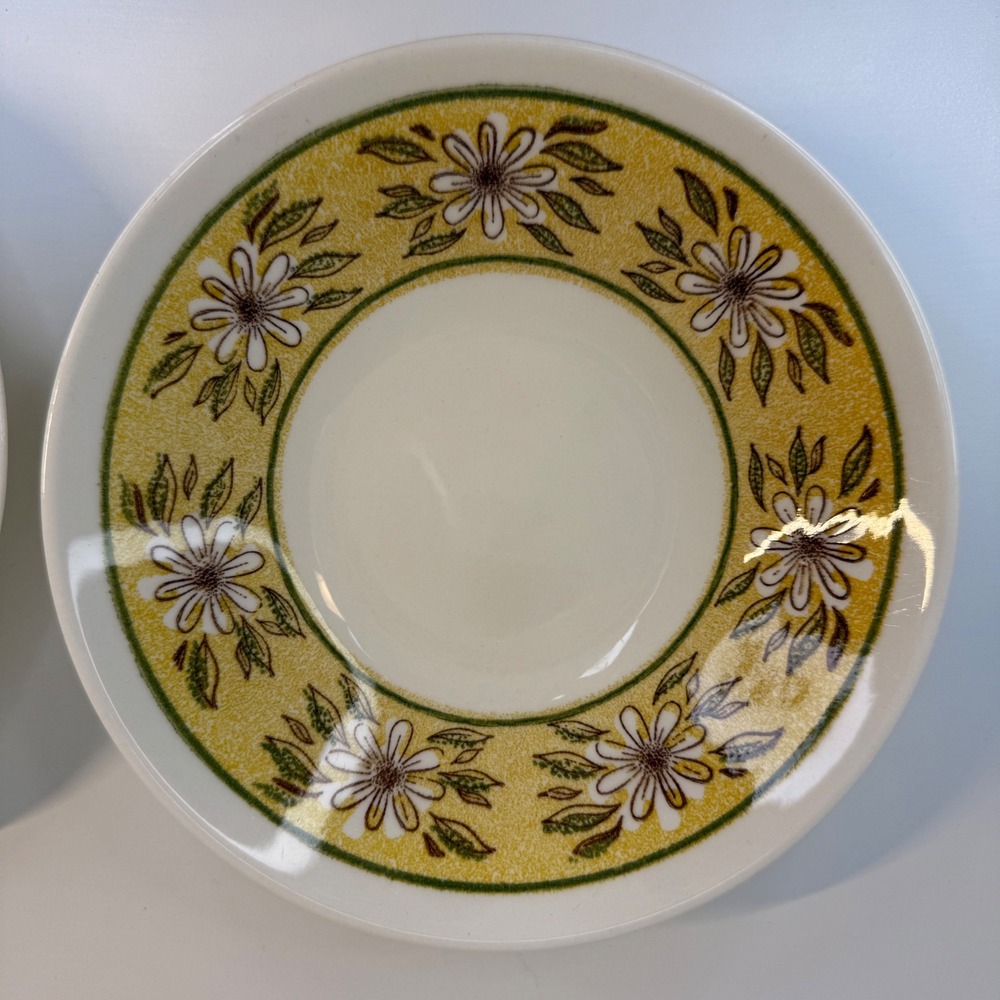 Taylor Smith & Taylor Ironstone Yellow Daisy Bowls USA 7.5" Set of 2 Small‎ chip